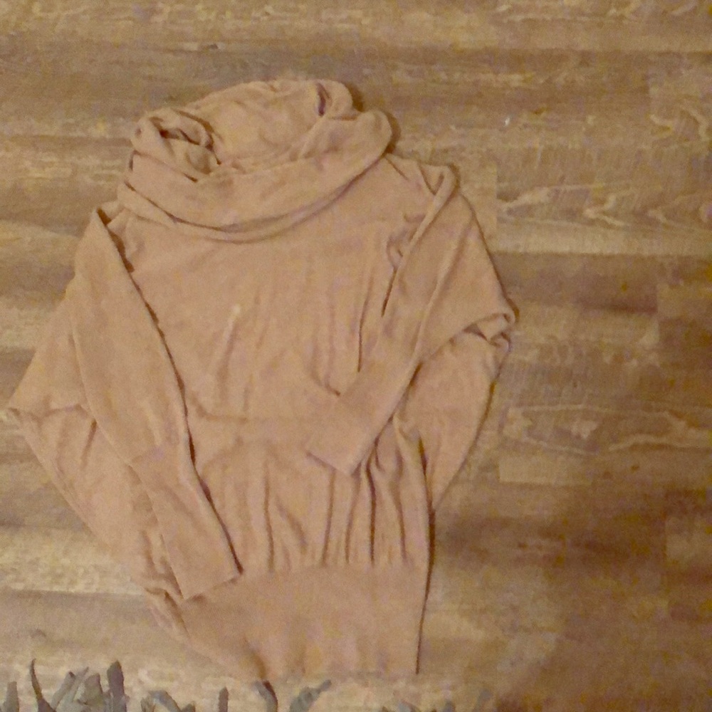 Cowl neck thin sweater perfect for fall or winter!